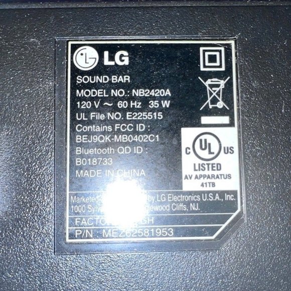 LG 2.0 Channel Sound Bar Speaker 160W Model NB2420A W/REMOTE - Picture 3 of 9